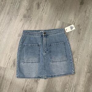 Billabong Denim Mini Skirt Sz 4 summer